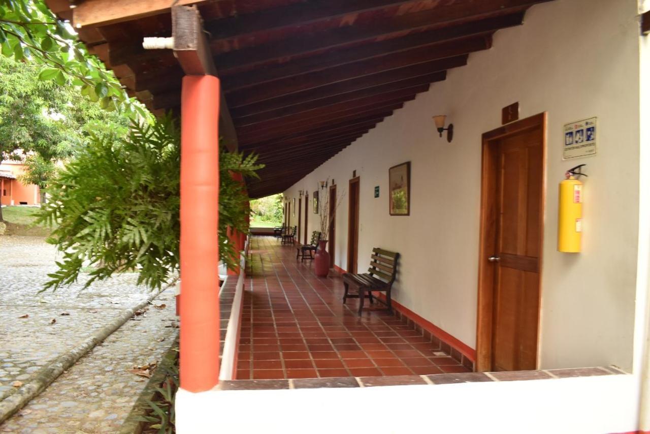 Hotel Hosteria Real Santa Fe de Antioquia Esterno foto